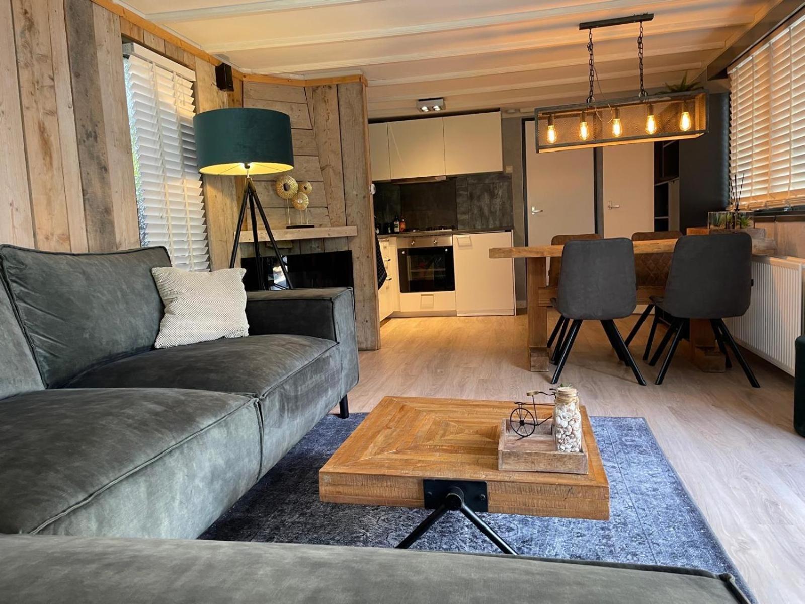 Uniek Chalet Op De Veluwe, In Bosrijke Omgeving. Putten Εξωτερικό φωτογραφία